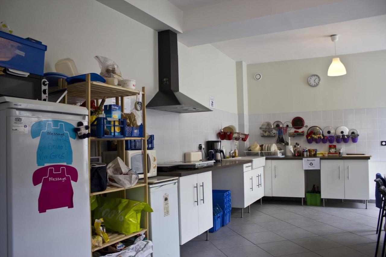 Fontaineblhostel Hostel & Camping Near Fontainebleau La Chapelle-la-Reine エクステリア 写真